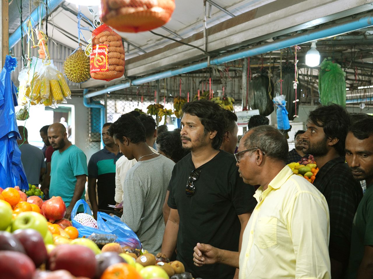 ލޯކަލް މާރުކޭޓު