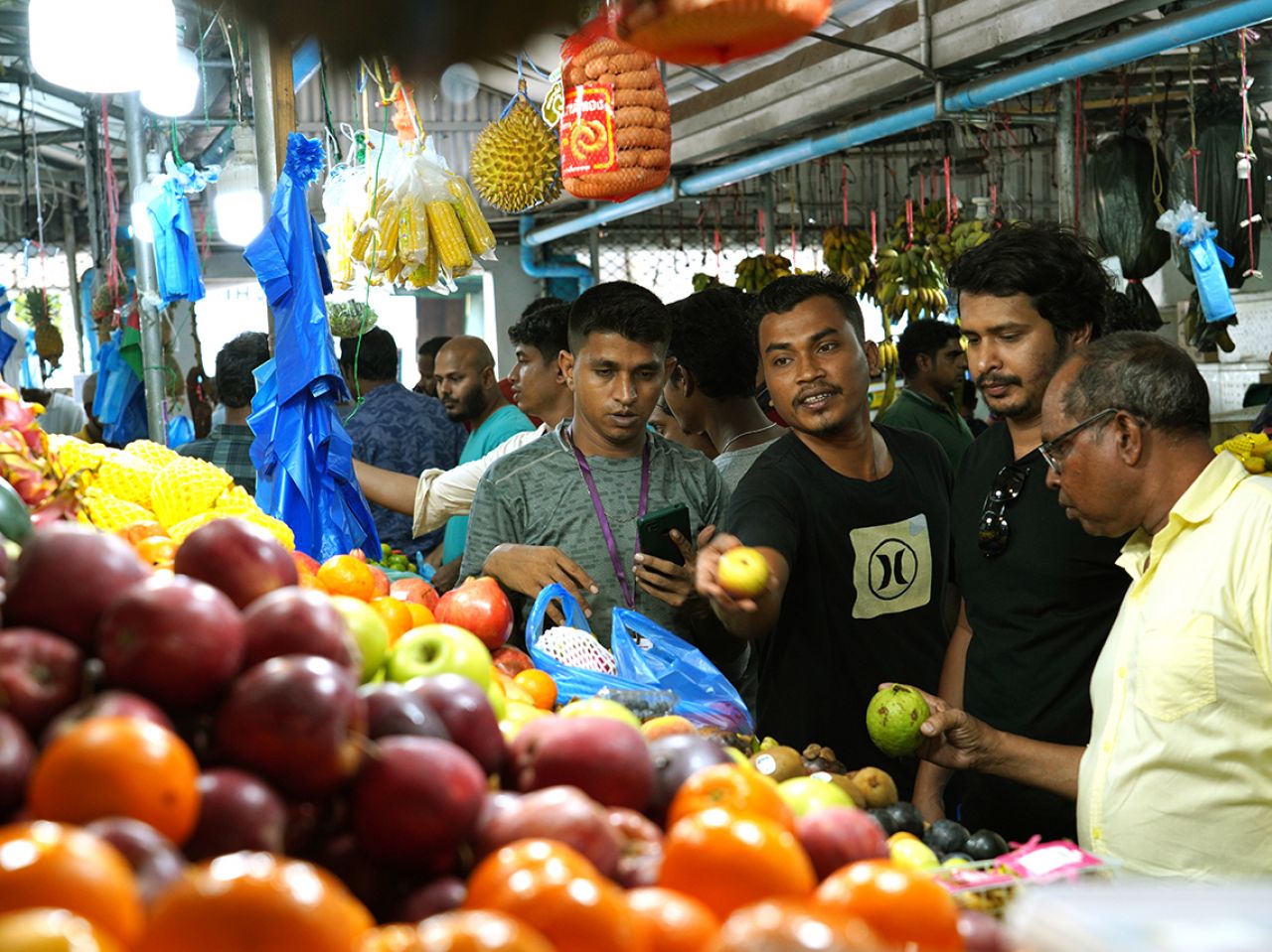 ލޯކަލް މާރުކޭޓު