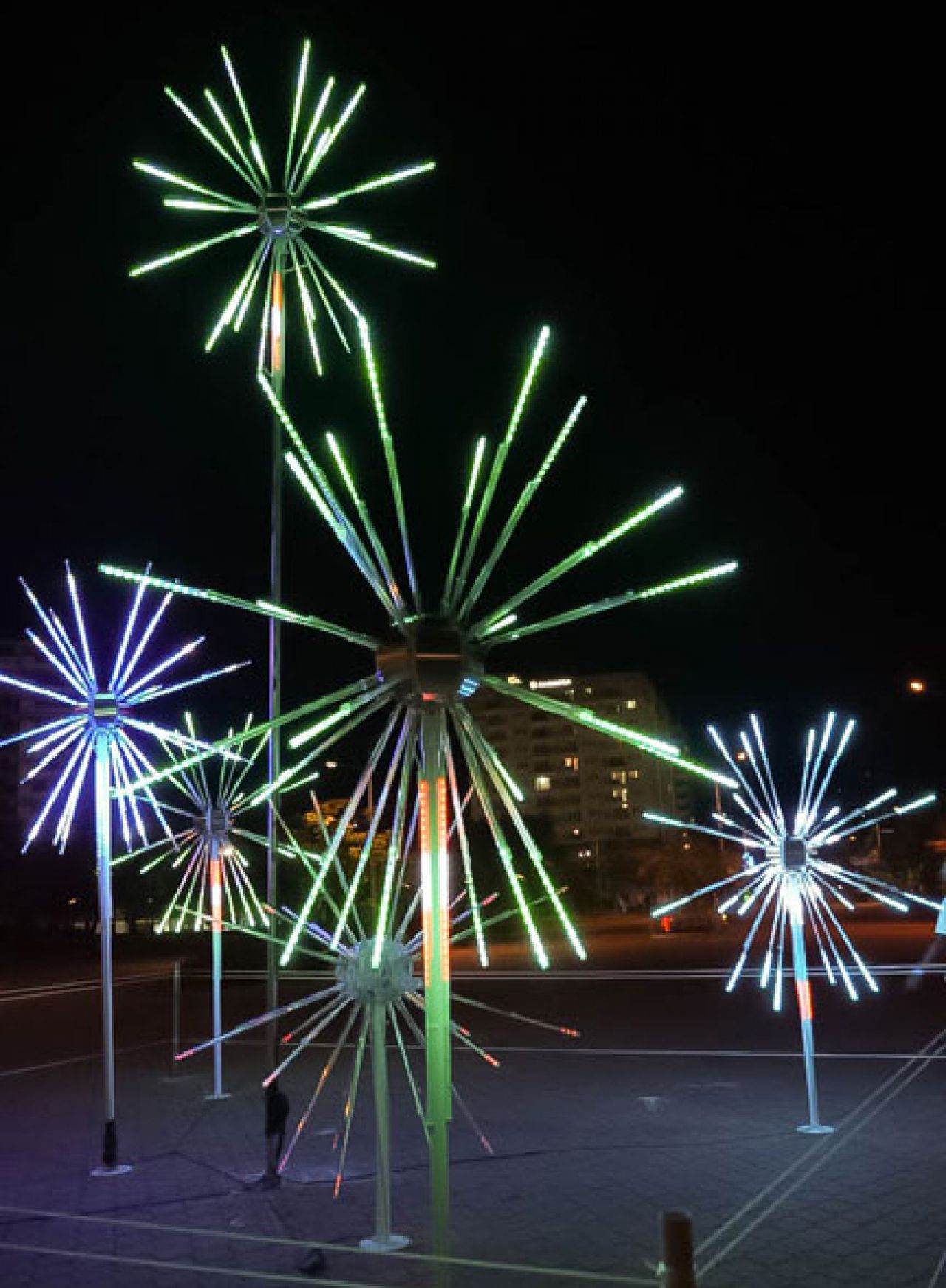 އީދު އަލިން މާލެ ދިއްލާލުން