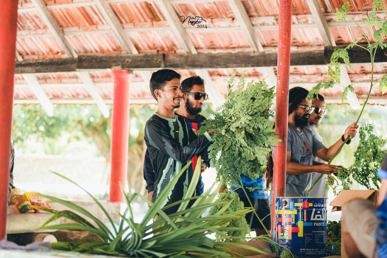 ބާރަށުގެ ގުޅުން ބަދަހިކޮށްލާ 45 އަހަރެއްހާ ދުވަސްވީ ދިގުބަތްޕެން!