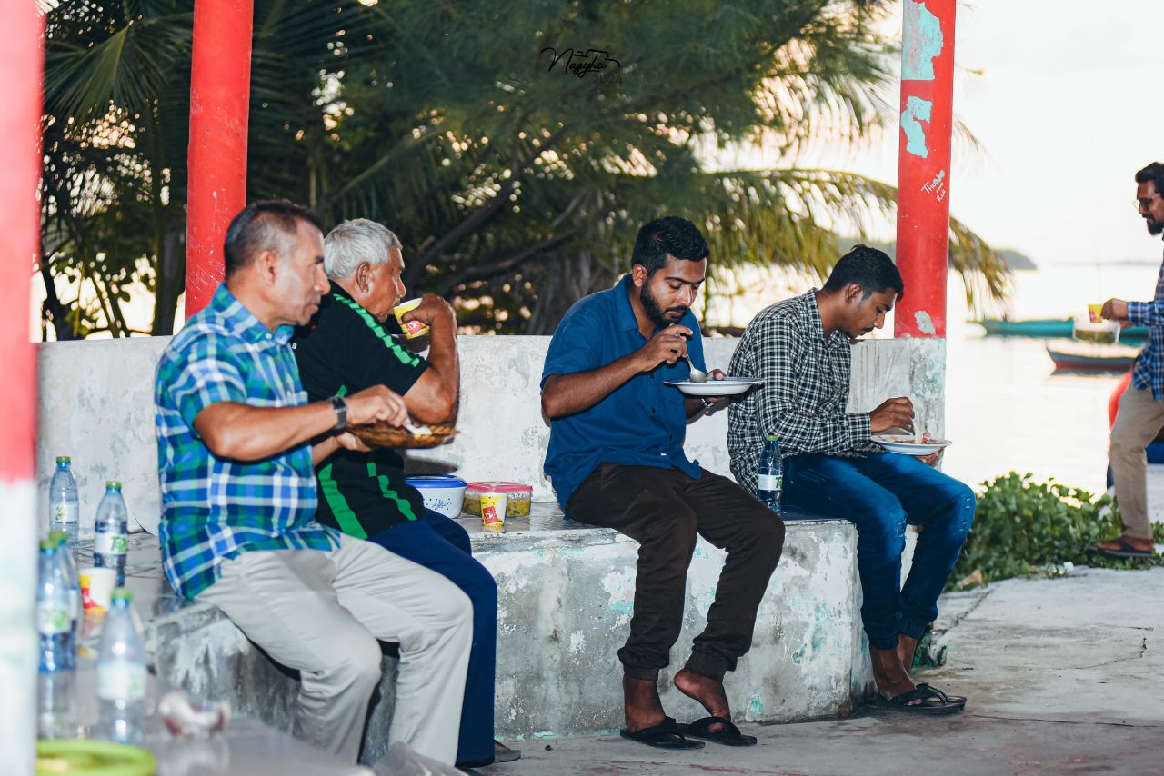 ބާރަށުގެ ގުޅުން ބަދަހިކޮށްލާ 45 އަހަރެއްހާ ދުވަސްވީ ދިގުބަތްޕެން!