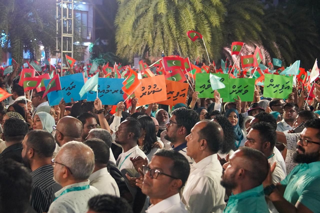 ޕީއެންސީން އާޓިފިޝަލް ބީޗުގައި ބޭއްވި 