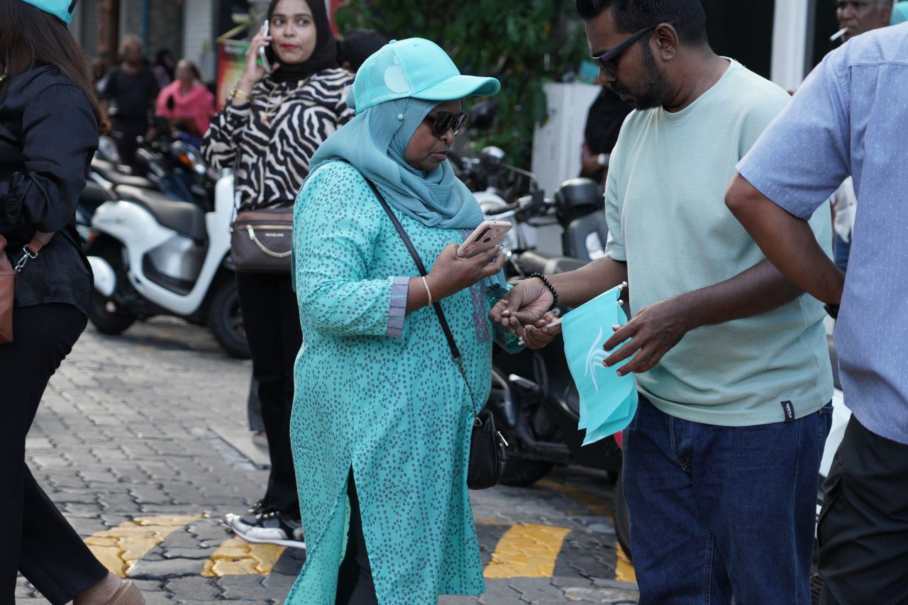 ޕީއެންސީގެ ބިޔަ ލަޝްކަރާއެކު ލޯކަލް ކައުންސިލް އިންތިހާބުގެ ކެމްޕެއިން ނިންމާލައިފި 