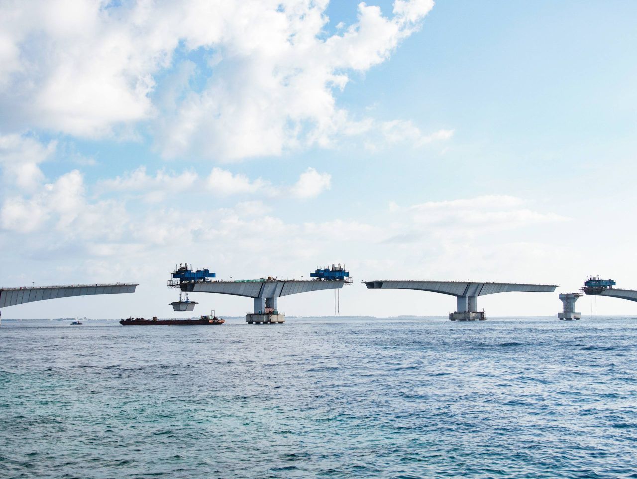 ތިލަމާލެ ބްރިޖް މަސައްކަތް ބާރު ސްޕީޑުގައި ކުރިއަށް