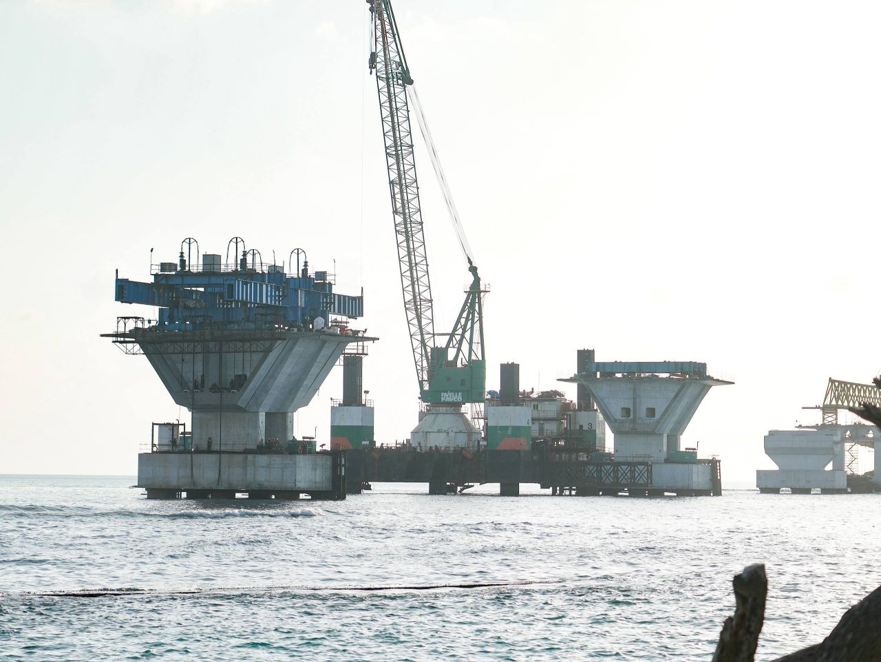 ތިލަމާލެ ބްރިޖް މަސައްކަތް ބާރު ސްޕީޑުގައި ކުރިއަށް