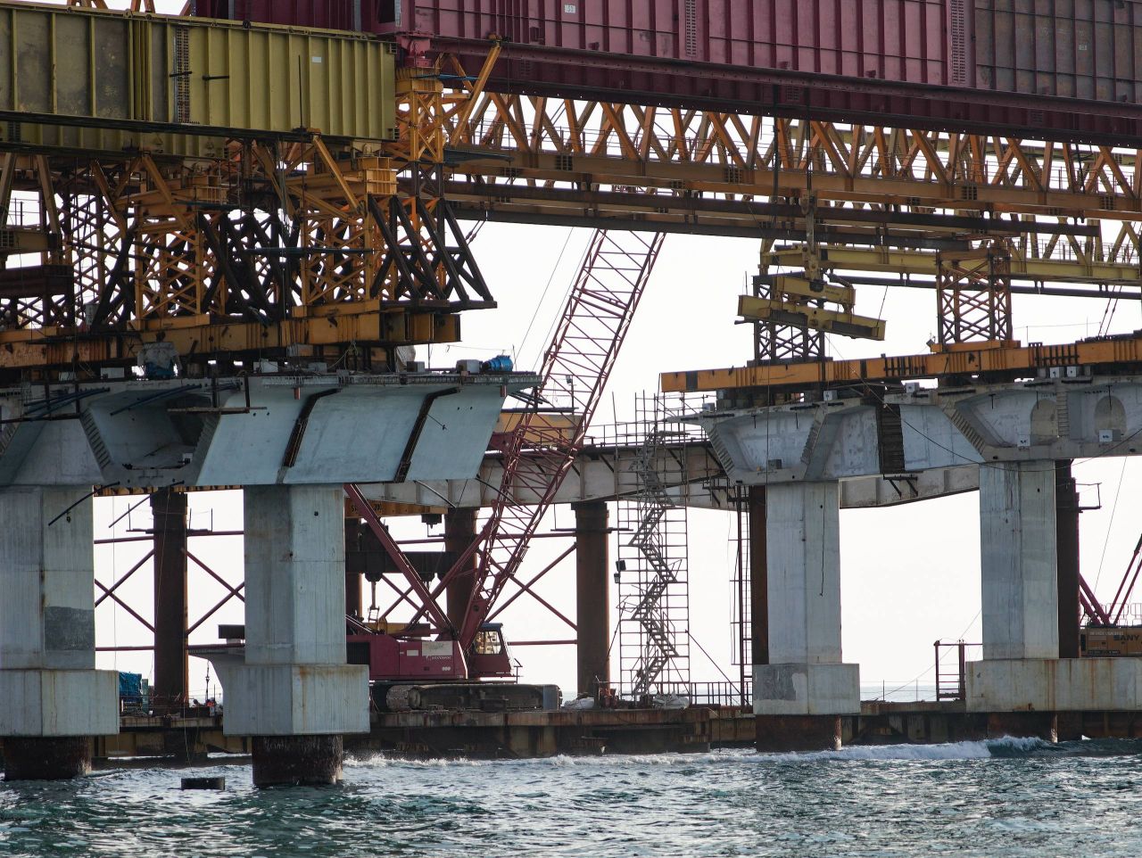 ތިލަމާލެ ބްރިޖް މަސައްކަތް ބާރު ސްޕީޑުގައި ކުރިއަށް