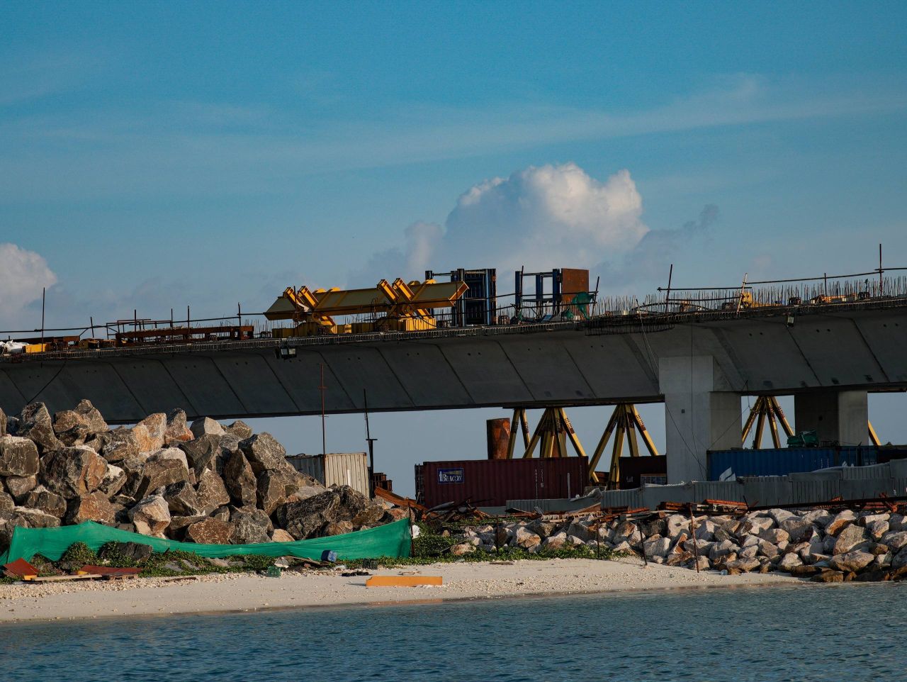 ތިލަމާލެ ބްރިޖް މަސައްކަތް ބާރު ސްޕީޑުގައި ކުރިއަށް