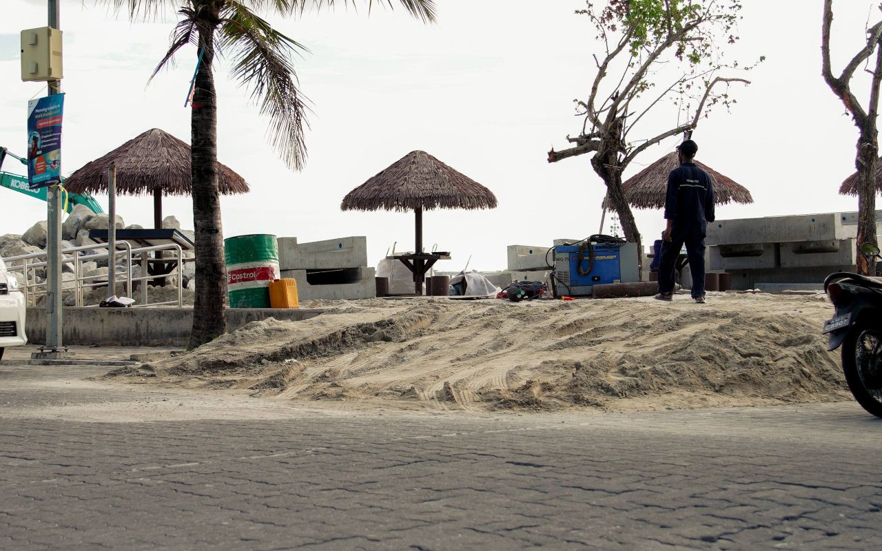 ރަސްފަންނު މަރާމާތު ކުރުމުގެ މަސައްކަތް ބާރު ދުވެލީގައި