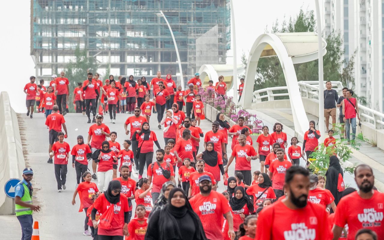 ބީއެމްއެލް ވާއު ކިޑްޒް ރަން: 1،000 އަށްވުރެ ގިނަ ކުދިން ބައިވެރިވި