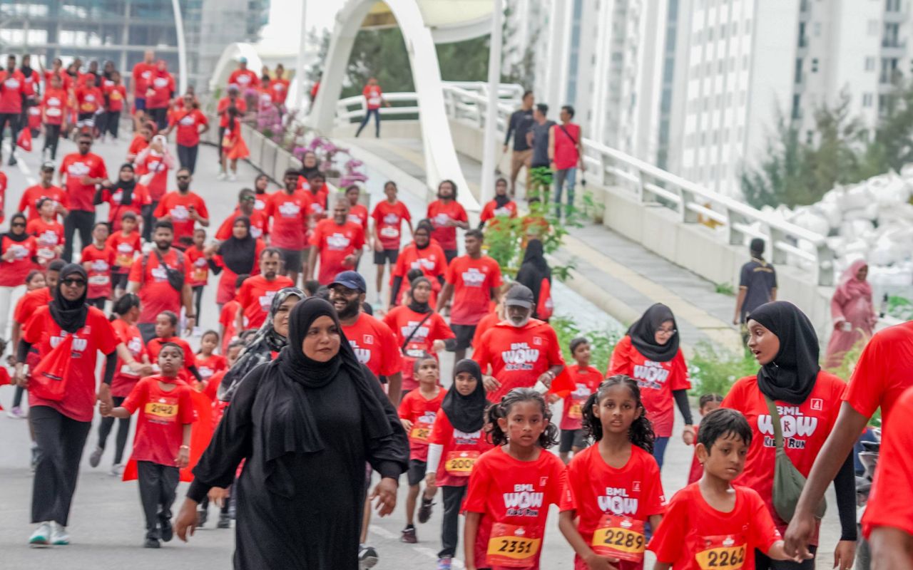 ބީއެމްއެލް ވާއު ކިޑްޒް ރަން: 1،000 އަށްވުރެ ގިނަ ކުދިން ބައިވެރިވި