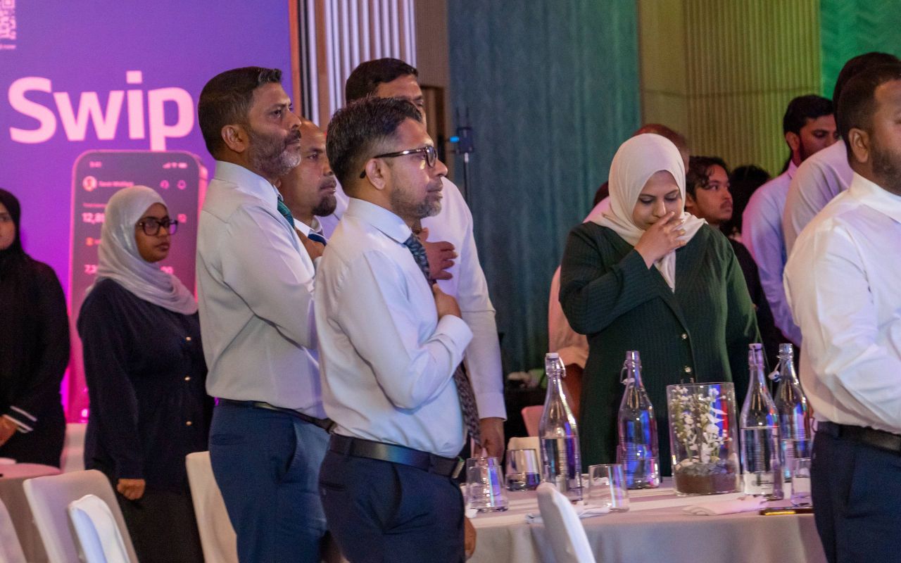ޔޫތު އެންޓަޕްރަނާސް އެކްސްޕޯ ހުޅުވުން