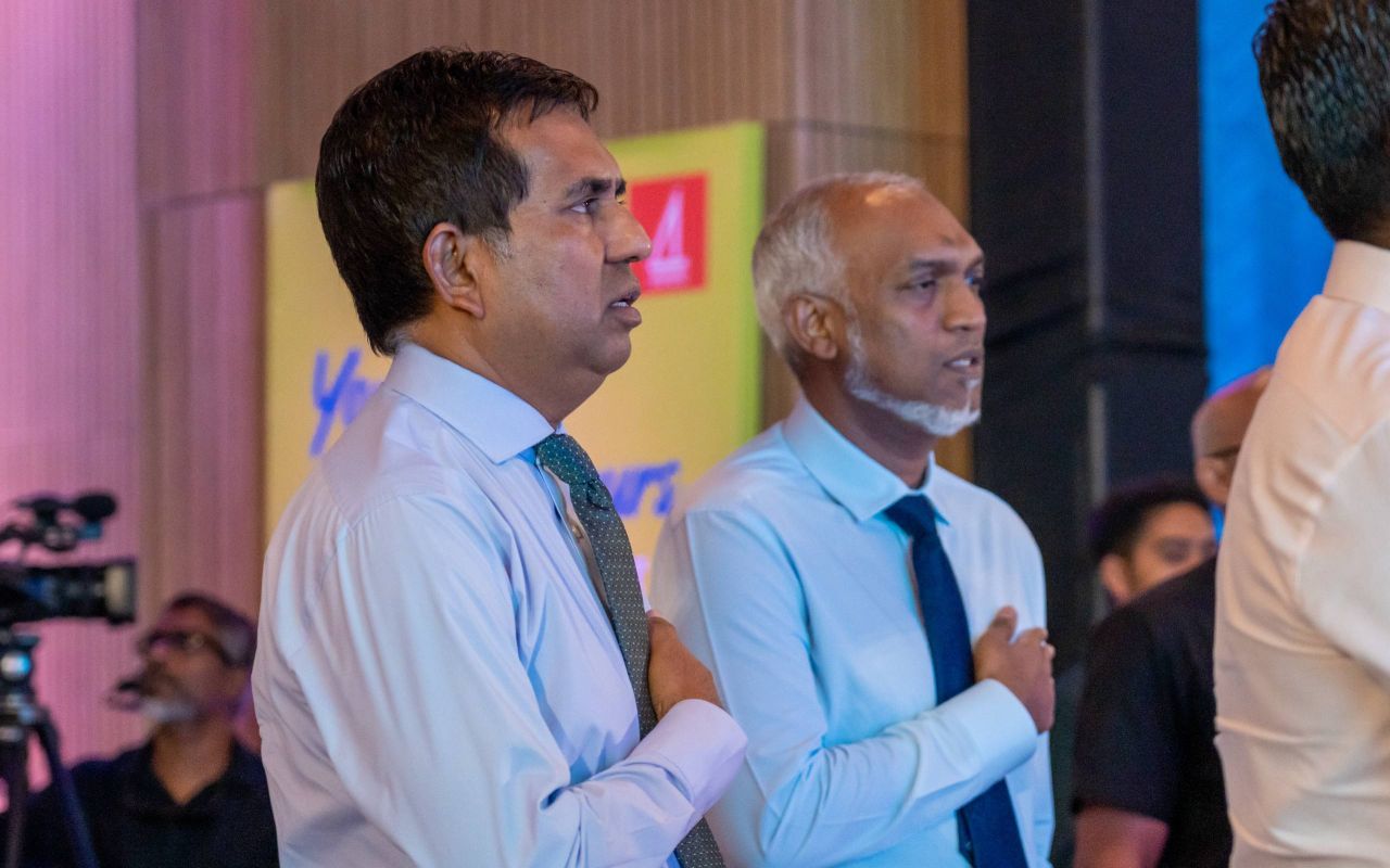ޔޫތު އެންޓަޕްރަނާސް އެކްސްޕޯ ހުޅުވުން