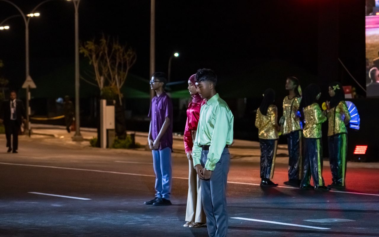 މިނިވަން ދުވަސް: މައިދާނީ ކުޅިވަރުގެ ކުލަގަދަ ހަރަކާތްތައް 
