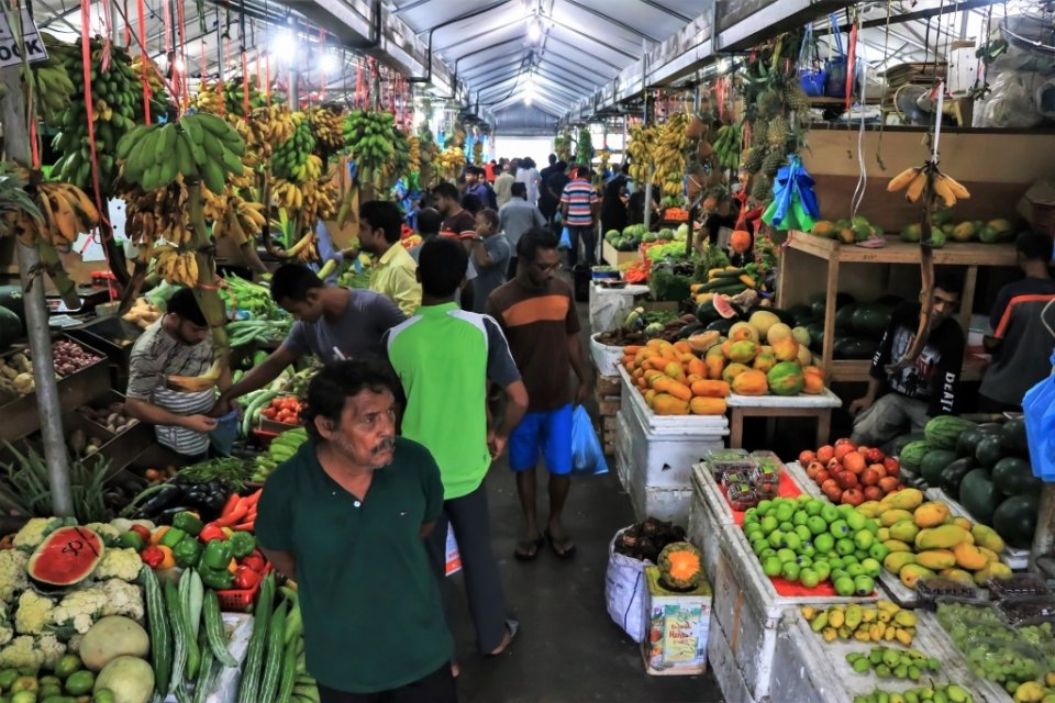 Maadhamaa in feshigen market thah haveeru 4 gai bandhu kuran angaifi