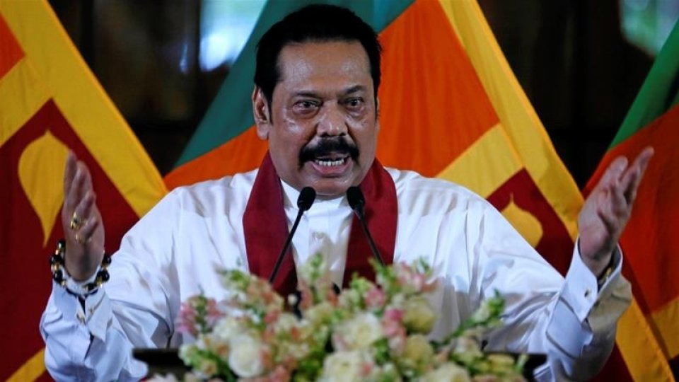 Bomuge hamalathakuge zimma ufulan jehaynee sarukarun: Rajapaksa