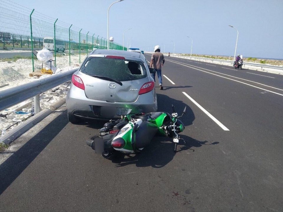 Highway mtheegai madukohfai oih carehgai cyckalakun jehi accidnet eh hingaifi