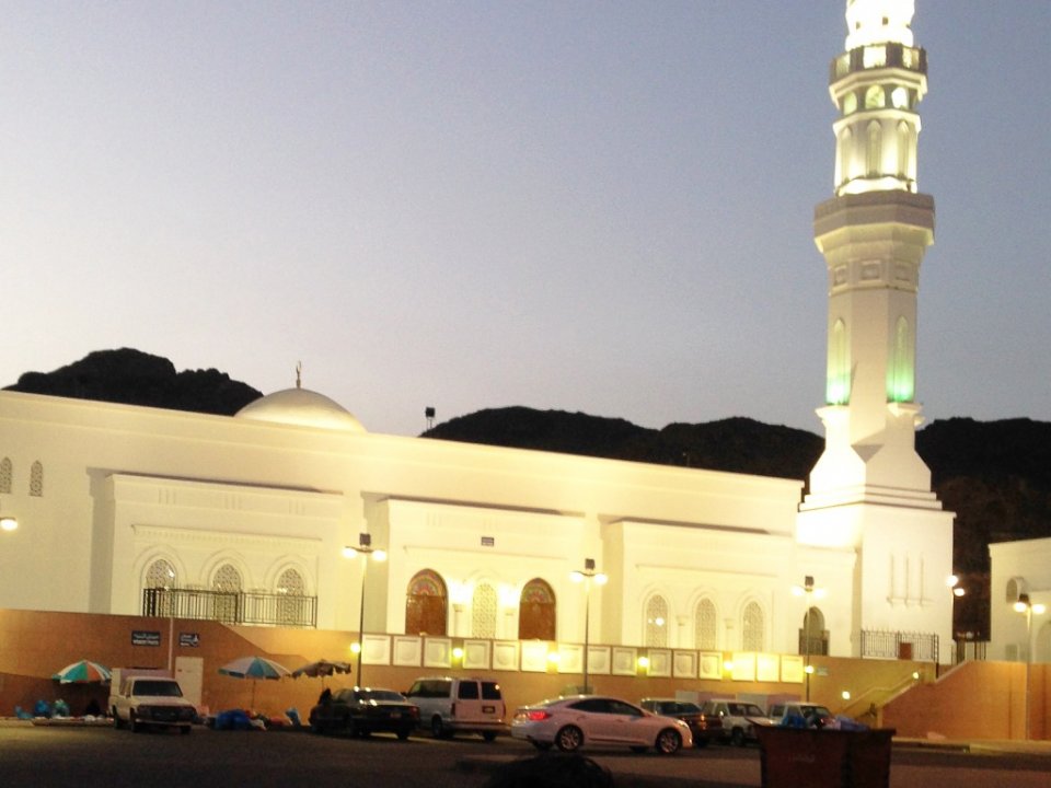 Mecca adhi Madheenage bae thanthan