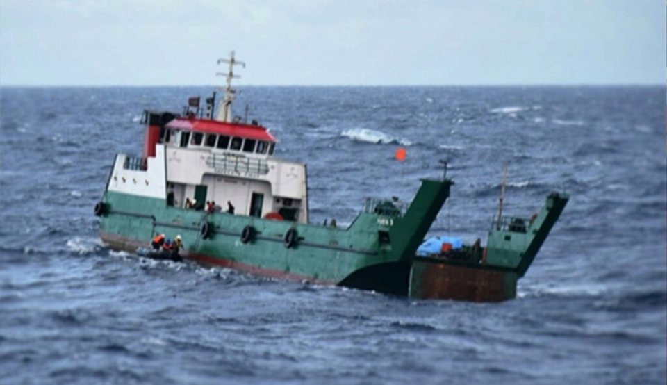 Maavashugai meehaku maruvefai ovvaa fenijje