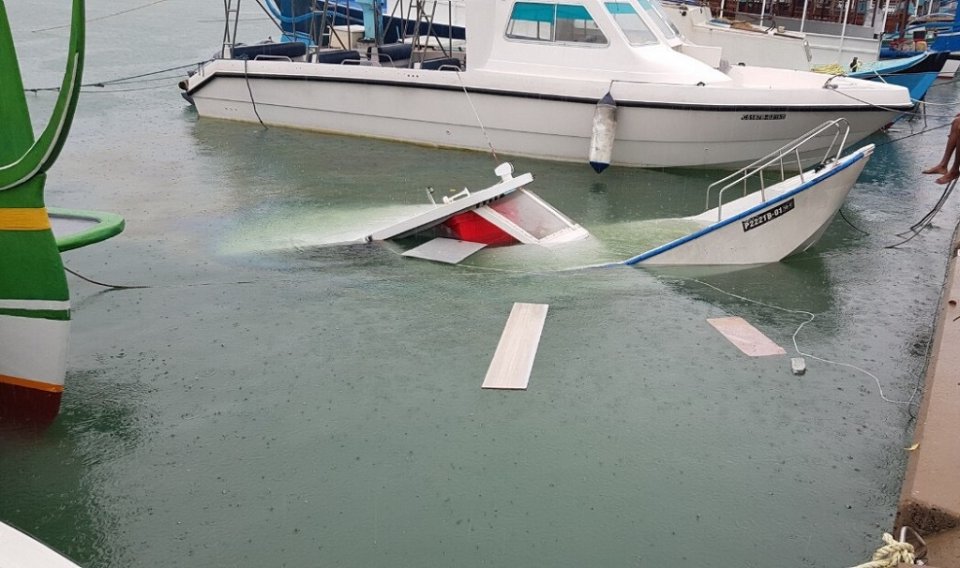 Boa koh vaarey vehi dhigurashuge baeh sarahadhdhun karantu kendijje