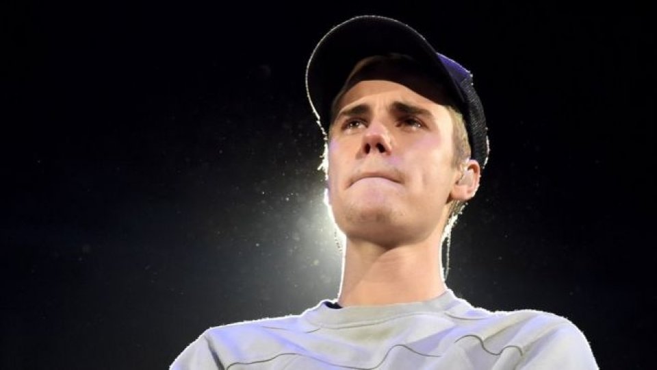 Justin Bieber music career dhookoh kaivenya iskan dheny