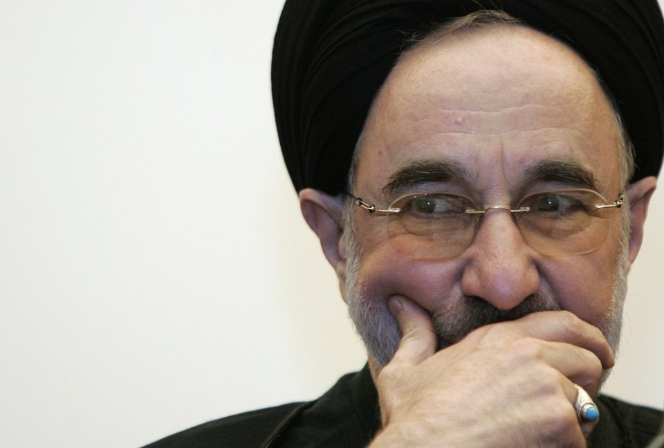 Sarukarah rayyithun nafrathu kuray: Iran ge kureege raees