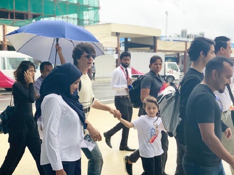 Raajje dhookoh dhaan jeheythee dheravey: Shah Rukh