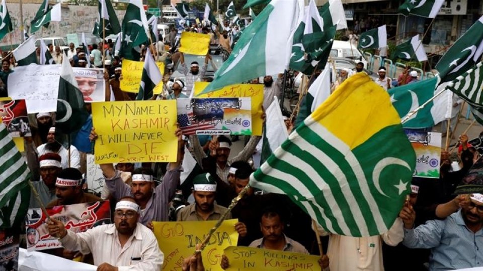 Kashmir massalagai Pakistan hoonu bahusakah 