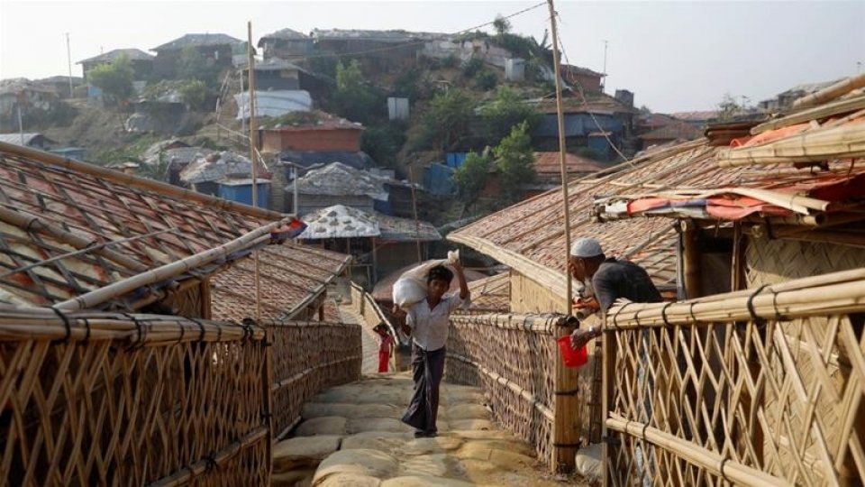 Rohingya refugeenakee sarahadhee nurrakaleh: Bangladesh 