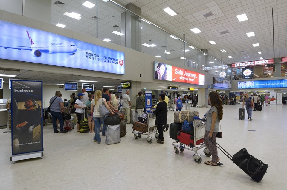 Lanka gai ulhey dhivehinnah 90 dhuvahuge on arrival visa dhenee
