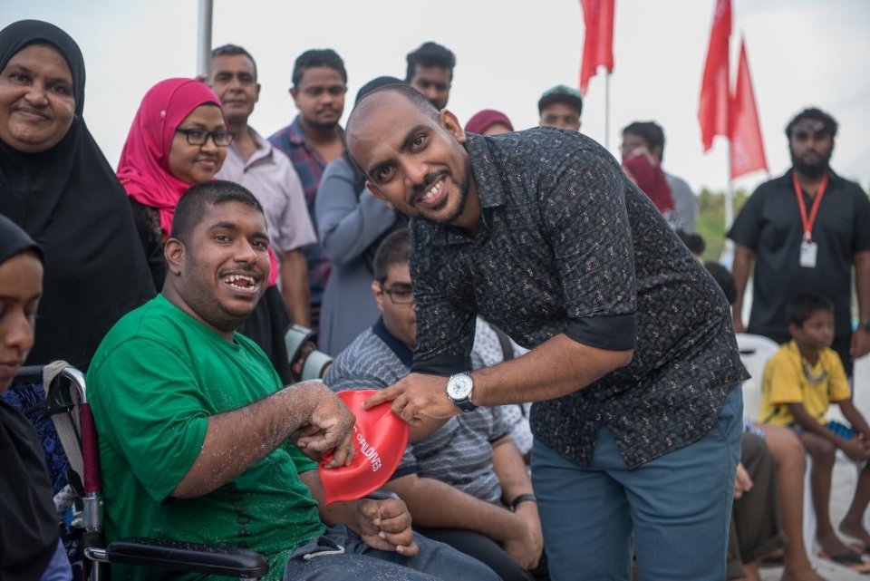 BML fethuntherin ge coach innah haassa thamareen thakeh dheneee