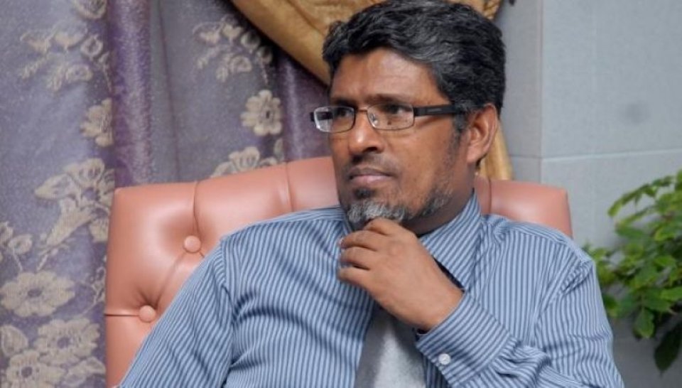 Dr. Afraasheem avahaarakohllumugai fuluhunge ihumaalu veytho majlis in balany