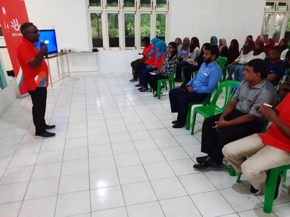 Dhiraagu aai women Intech Maldives in hingi Girls to Cord Program ninnmaalaifi