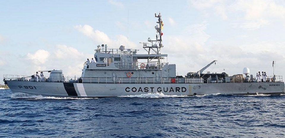 Boat akun gehlunu falhuveri eh hodhumuge masahkai MNDF Coastguard  in Fashaifi