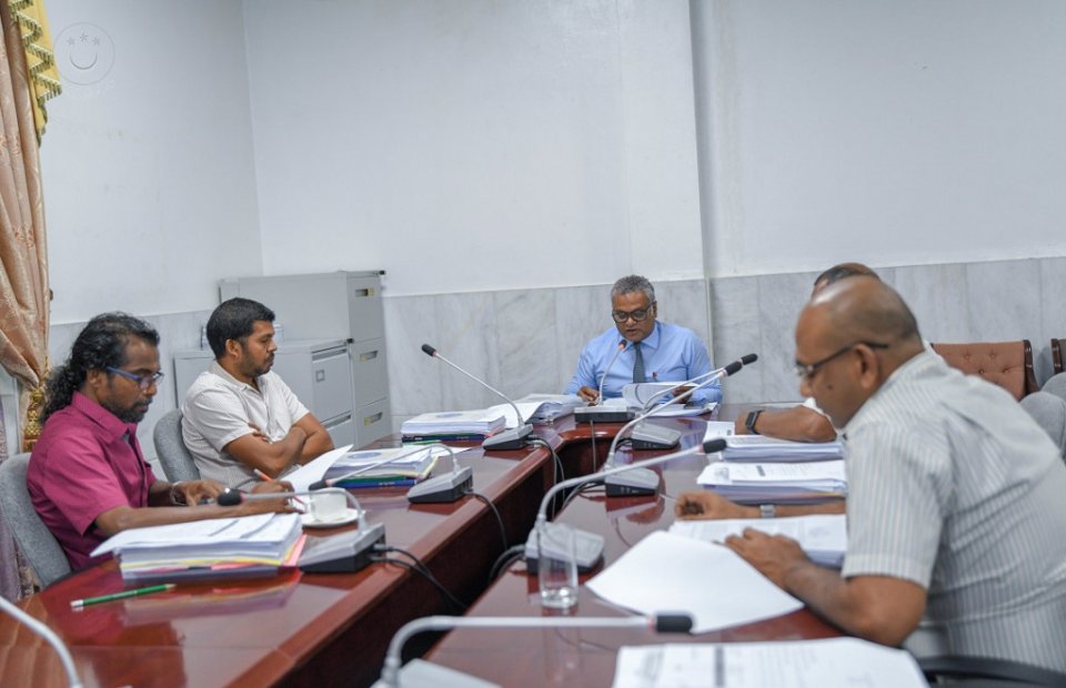 Male' ah 19, Addu ah 11 adhi Fuvahmulakah 7 councilor in inthihaabu kuraa islaaheh hushahalhaifi