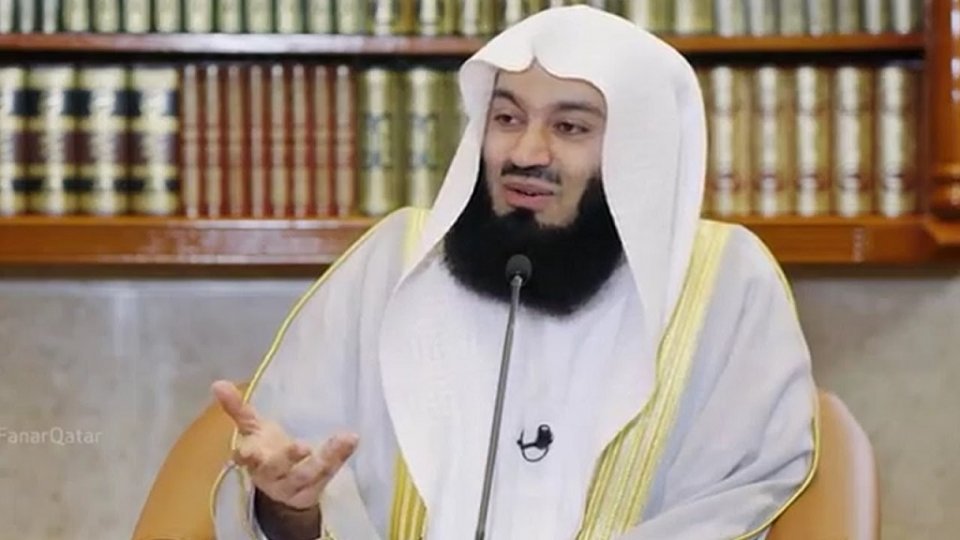 mufti menk, Raajje vadaigen 3 City ehggai gai Dharus dhevvanee!