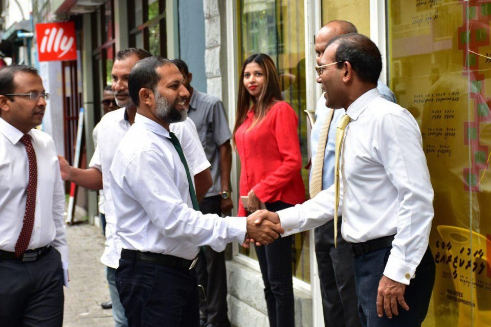 Yameen aa mendhu aniyaaverikan is nukurahvaathee Nasheed ge shukuru Imran ah!