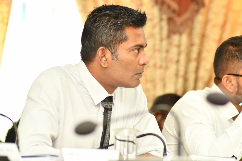 Nasheed ge hiyppulhugai rayyithunnah evves ihuthiraameh neiy: Idhikolhu