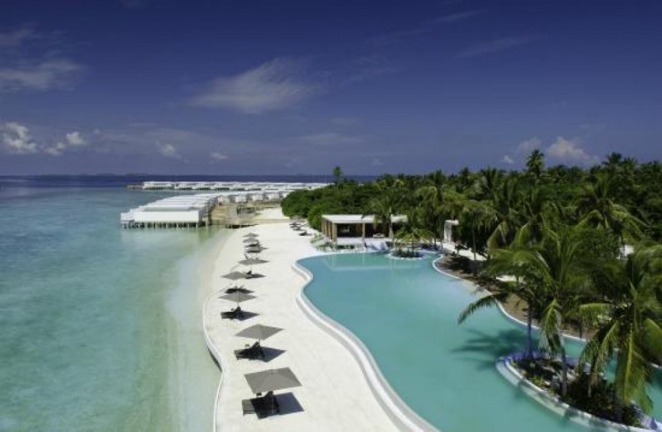 Amillafushi wins Best Honeymoon Hotel at Wedding Travel Fair