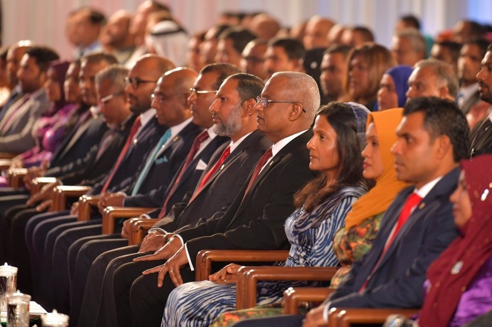 Maldives executive, cabinet to slice salaries by 20%