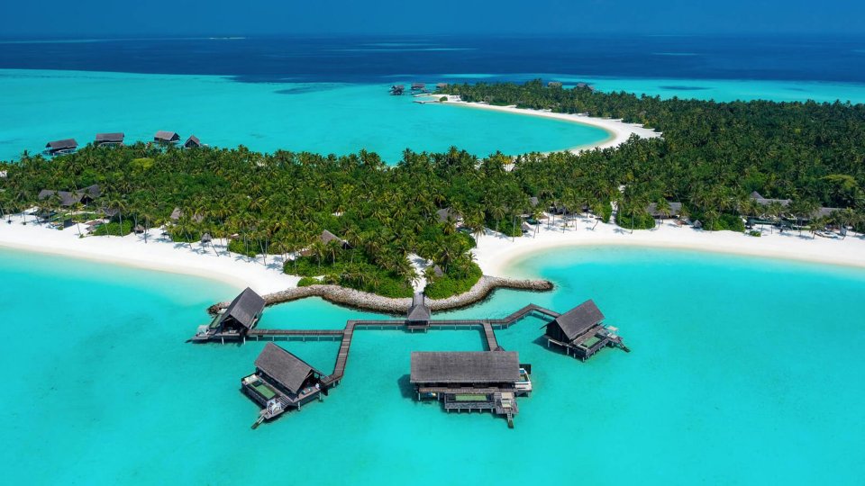 One and only reethi rah resort ge muvhzzafun ge musaara thah kuda koffi