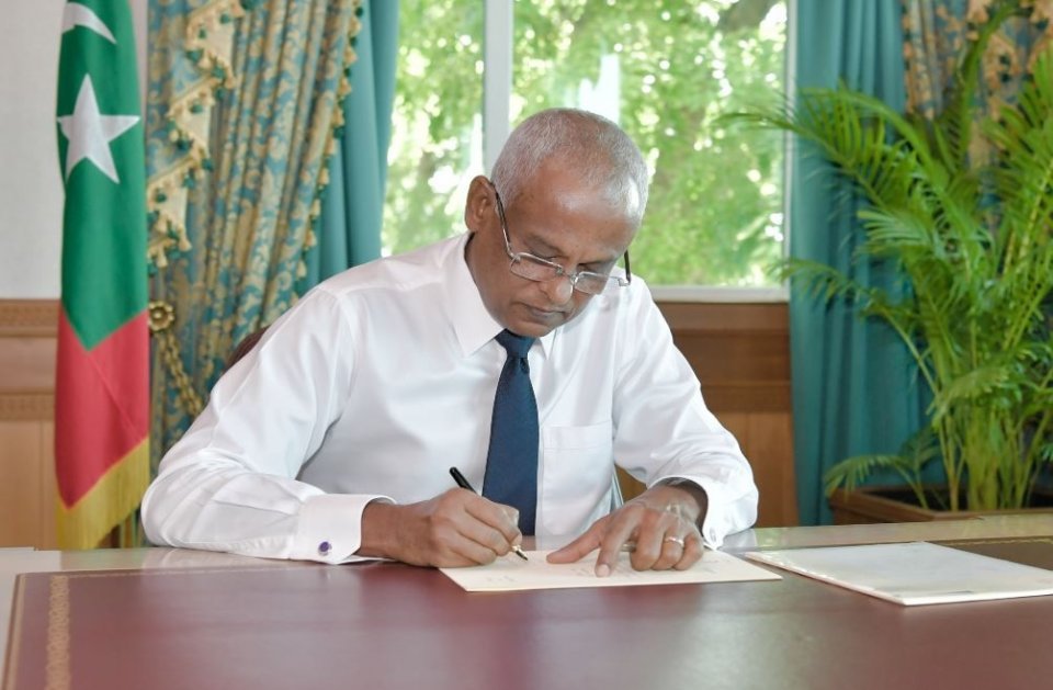 Maldives govt extends state institution closure to upcoming week