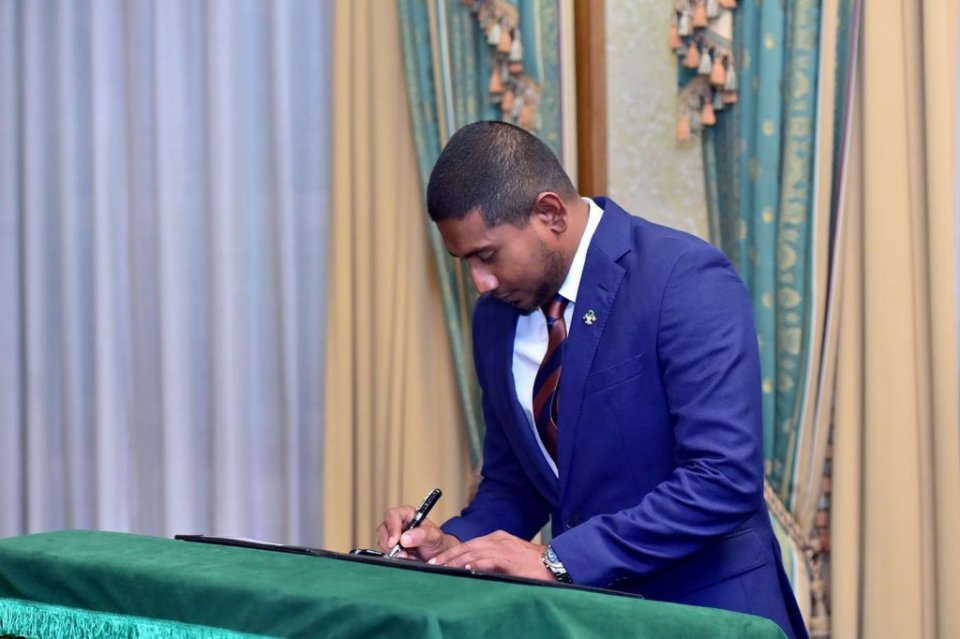 Raees yaameenge isthiunaaf avas kurumah thaaeedhu: Minister mahloof 