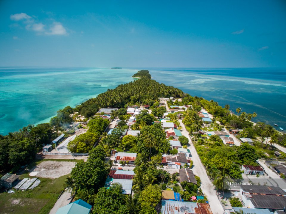 Manaakoffai vanikoh goidhoo in fathaafai fehendhoo ah dhiya meehaku hayyarukoffi 