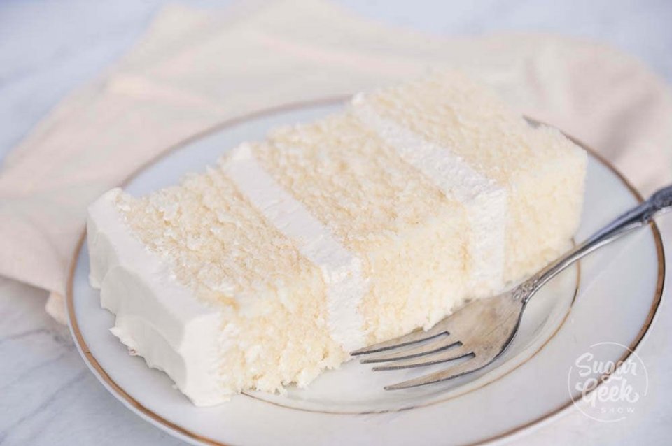 Press Badhige: White velvet buttermilk cake