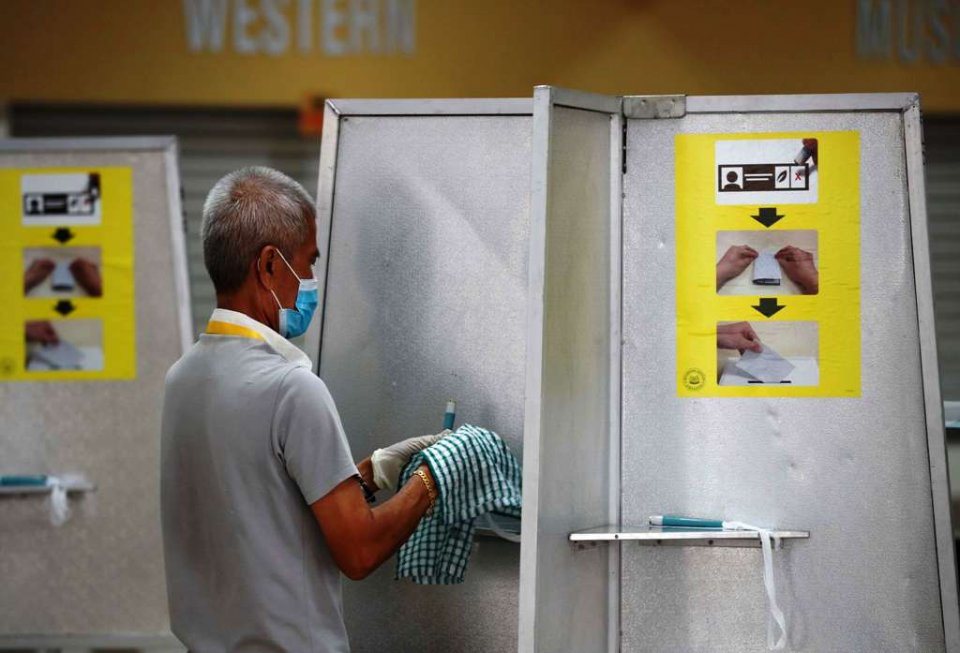 COVID maru ge 30 percent meehun vanee vaccine jahaafa: Singapore