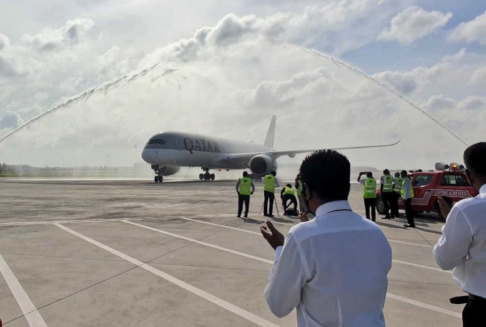 Raajjeyge boarder hulhuvaalai furathama flight aa eku 129 tourist in aisfi