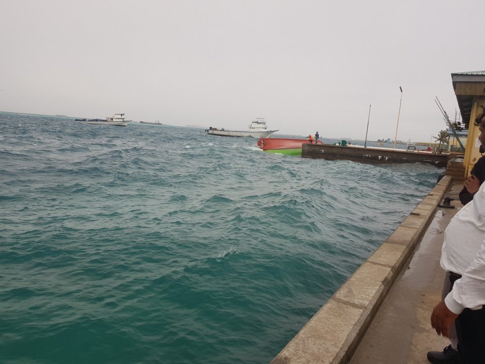 Cargo vessel accident near Thilafushi