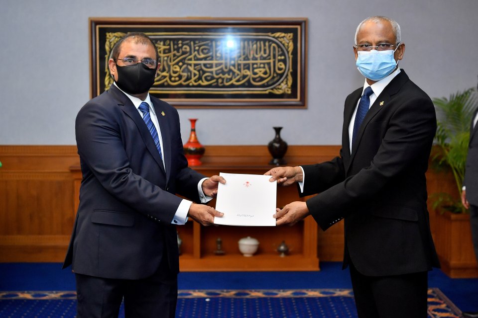 Dr. Mausoom takes oath as the new Tourism Minister