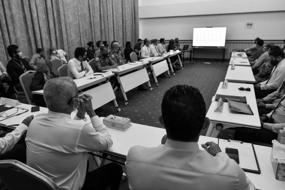 President Solih visits HEOC to inquire about operations against COVID-19