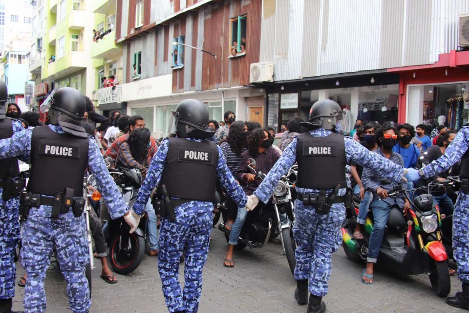 Police arrest 41 from the opposition vehicle rally